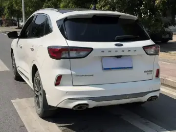 2020 Ford Escape с пробегом 110 000 км