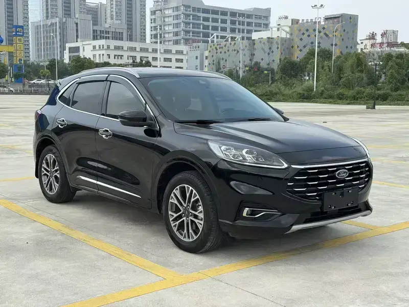 2020 Ford Escape с пробегом 31 000 км