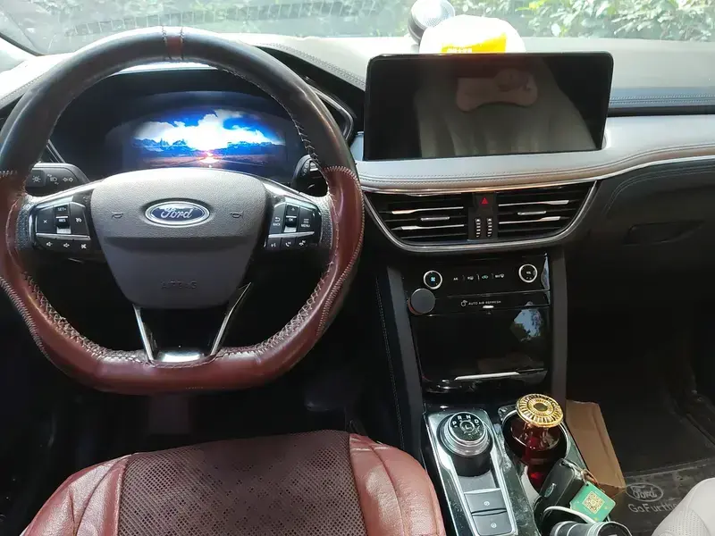 2020 Ford Escape с пробегом 127 400 км