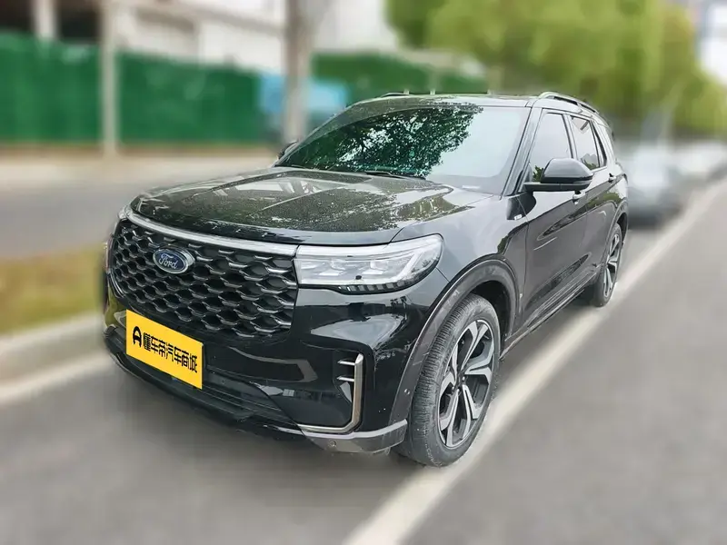 2023 Ford Explorer с пробегом 91 700 км