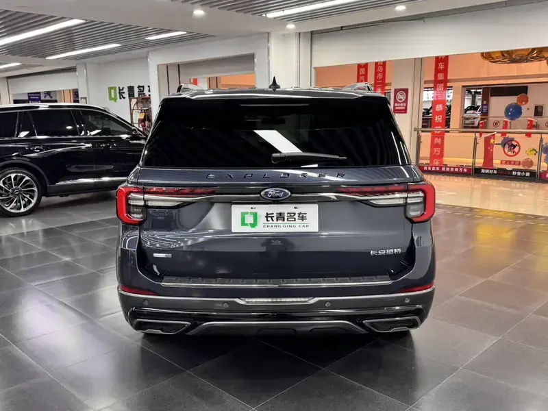 2023 Ford Explorer с пробегом 44 000 км