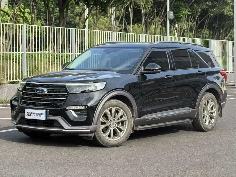 2020 Ford Explorer с пробегом 43 000 км