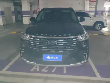 2023 Ford Explorer с пробегом 35 000 км