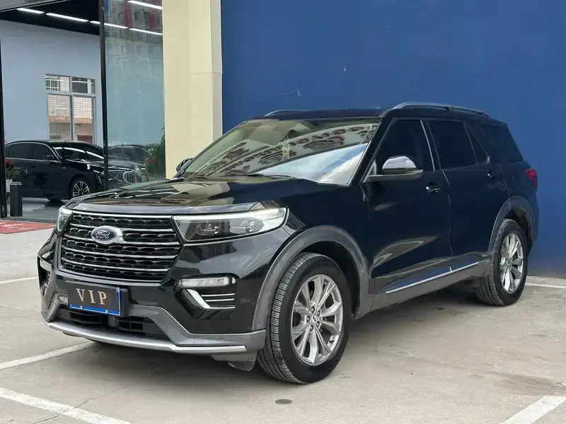 2020 Ford Explorer с пробегом 45 000 км