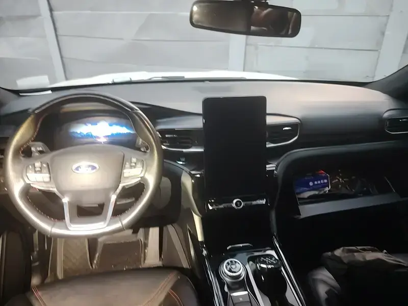 2020 Ford Explorer с пробегом 57 500 км