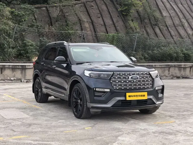2020 Ford Explorer с пробегом 85 600 км