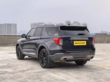 2020 Ford Explorer с пробегом 85 600 км