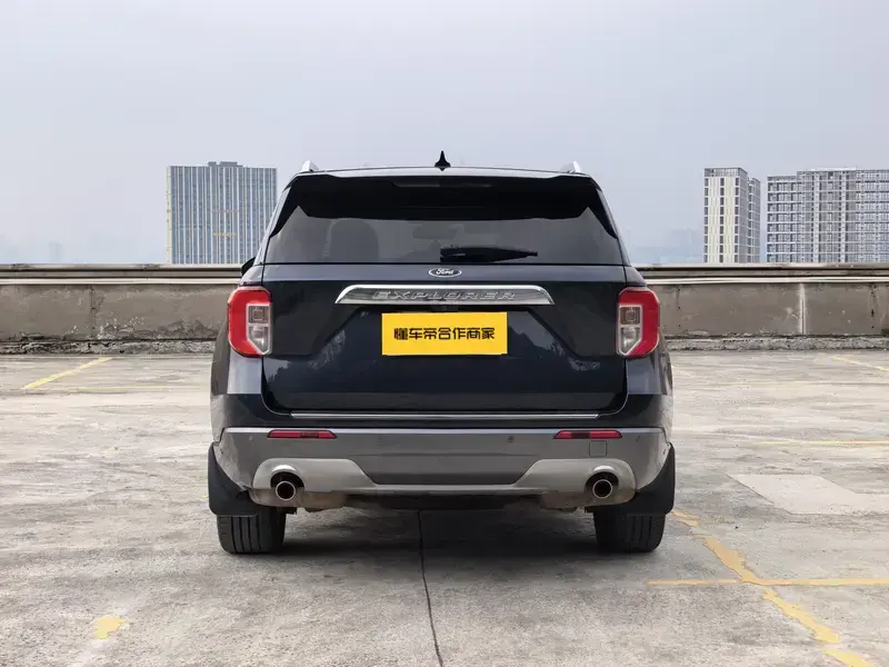2020 Ford Explorer с пробегом 85 600 км