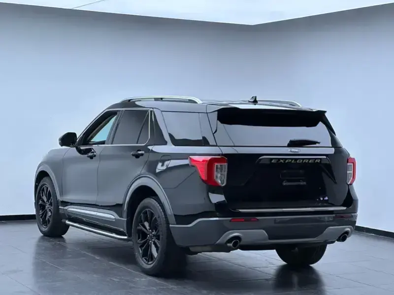 2022 Ford Explorer с пробегом 84 000 км