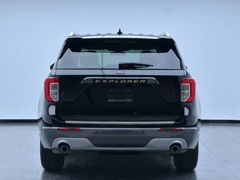 2022 Ford Explorer с пробегом 84 000 км