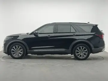 2023 Ford Explorer с пробегом 105 700 км