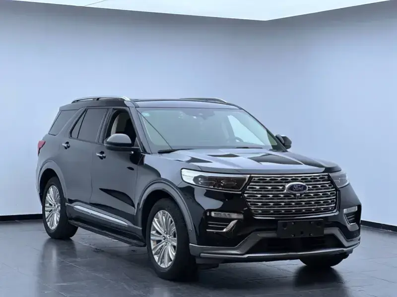 2020 Ford Explorer с пробегом 52 000 км