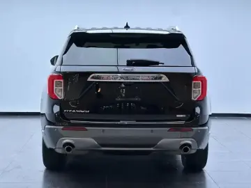 2020 Ford Explorer с пробегом 52 000 км