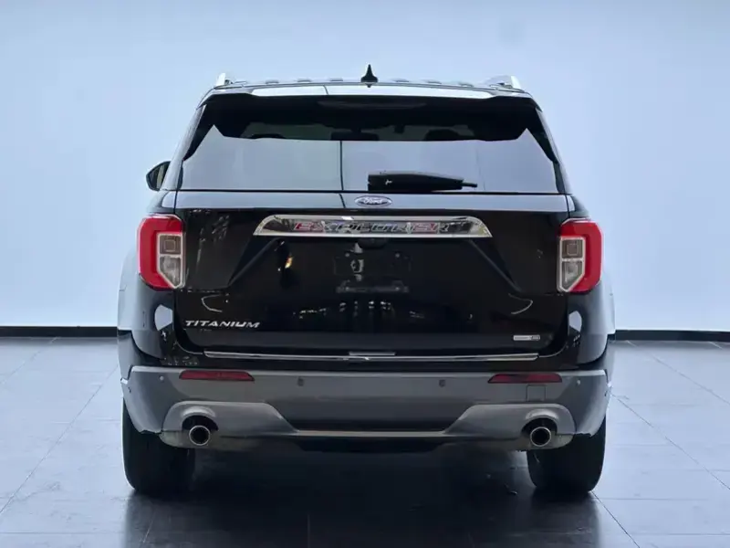 2020 Ford Explorer с пробегом 52 000 км