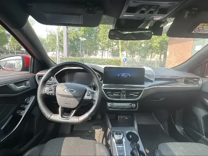 2021 Ford Focus с пробегом 100 000 км