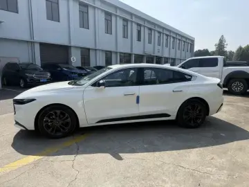 2026 Ford Mondeo с пробегом 1 000 км