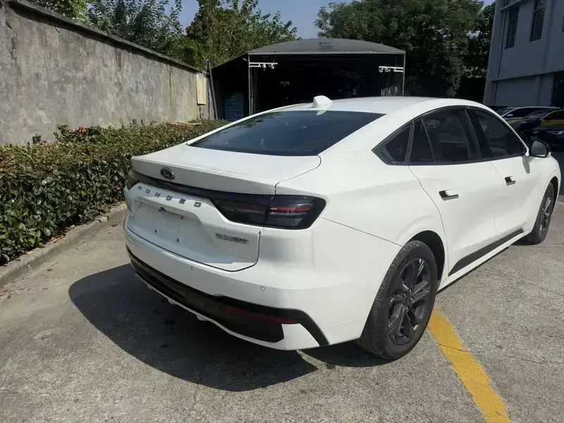 2026 Ford Mondeo с пробегом 1 000 км