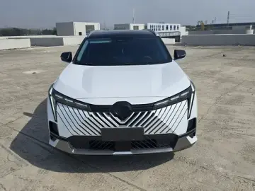 2022 GAC Trumpchi Emkoo с пробегом 35 000 км