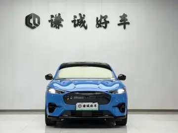 2021 Ford Mustang Mach-E с пробегом 39 000 км