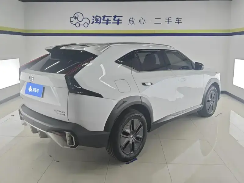 2022 GAC Trumpchi Emkoo с пробегом 27 000 км