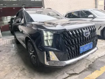 2022 GAC Trumpchi GS8 с пробегом 28 000 км