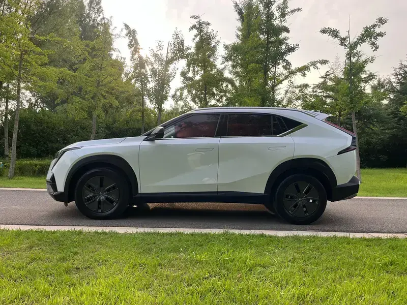 2022 GAC Trumpchi Emkoo с пробегом 12 000 км