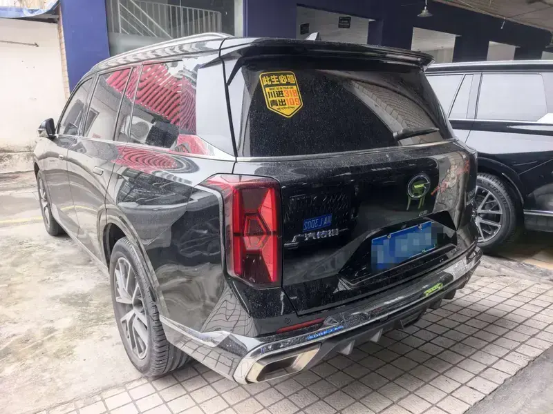 2022 GAC Trumpchi GS8 с пробегом 28 000 км