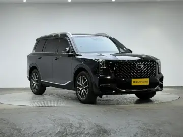 2025 GAC Trumpchi GS8 с пробегом 10 100 км