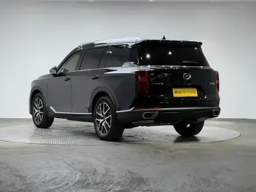 2025 GAC Trumpchi GS8 с пробегом 10 100 км