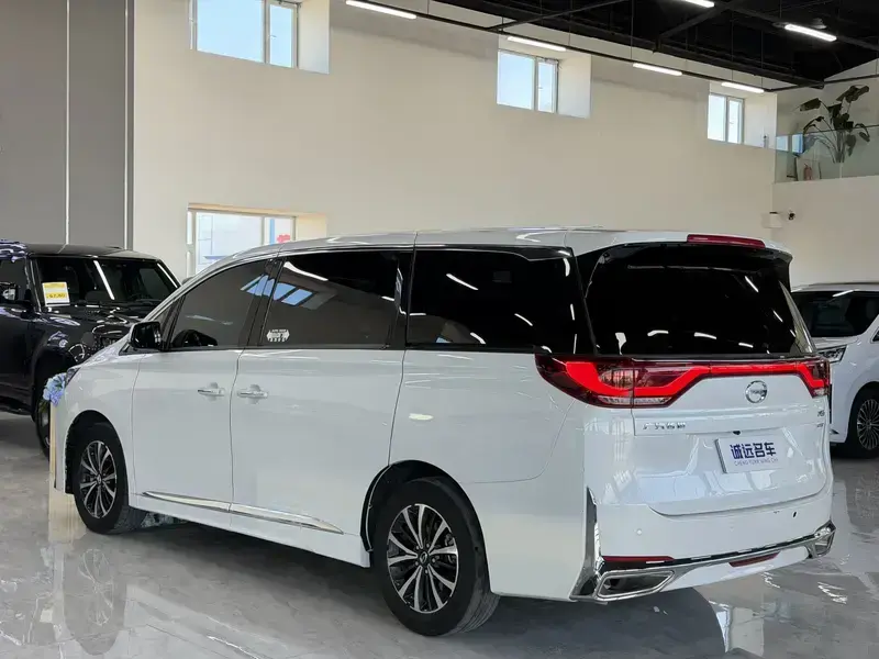 2023 GAC Trumpchi M8 с пробегом 80 000 км