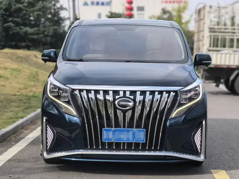 2023 GAC Trumpchi M8 с пробегом 36 000 км