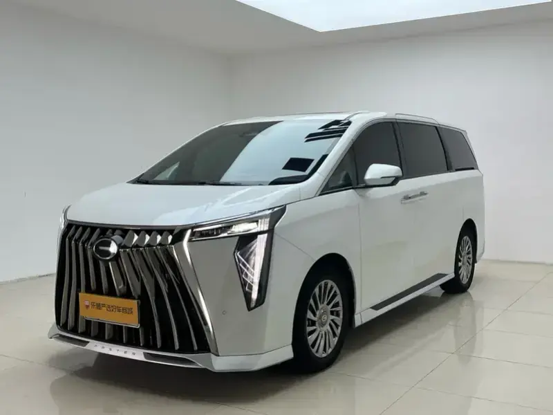 2023 GAC Trumpchi M8 с пробегом 18 000 км
