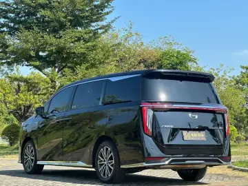2024 GAC Trumpchi M8 с пробегом 8 000 км