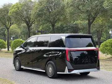 2023 GAC Trumpchi E9 с пробегом 28 000 км