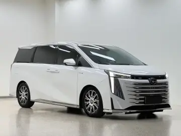 2023 GAC Trumpchi E9 с пробегом 82 800 км