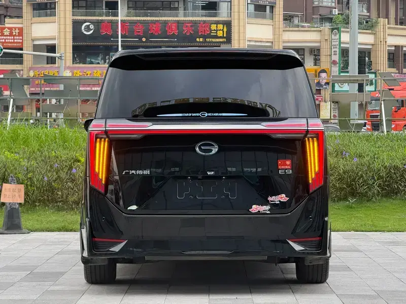2023 GAC Trumpchi E9 с пробегом 54 000 км