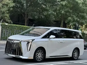 GAC Trumpchi E9
