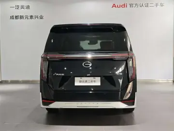 2025 GAC Trumpchi E9 с пробегом 100 км