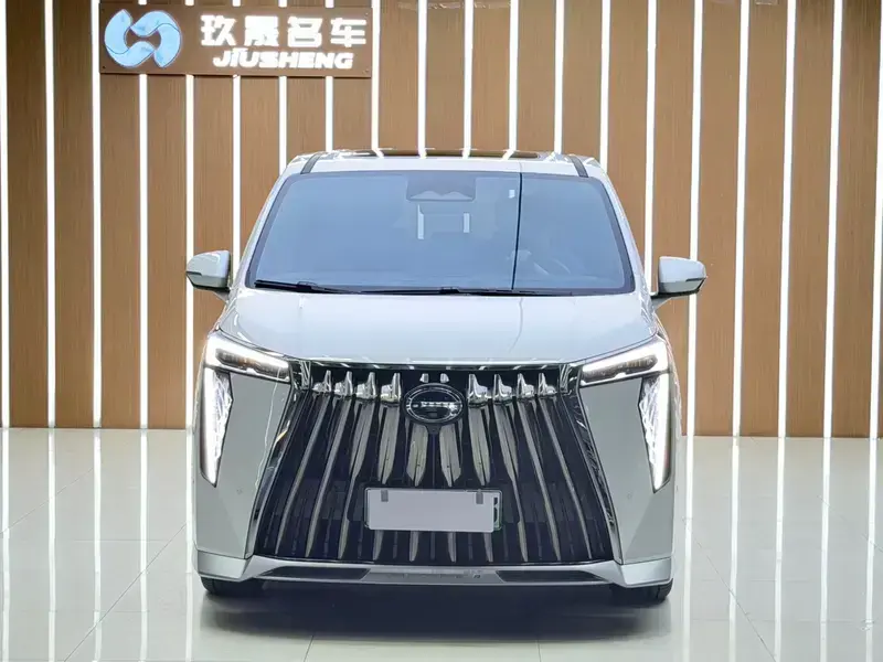 2024 GAC Trumpchi E9 с пробегом 27 300 км