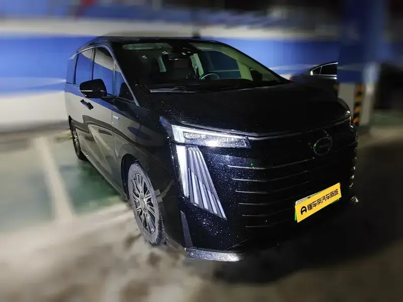 2023 GAC Trumpchi E9 с пробегом 49 400 км