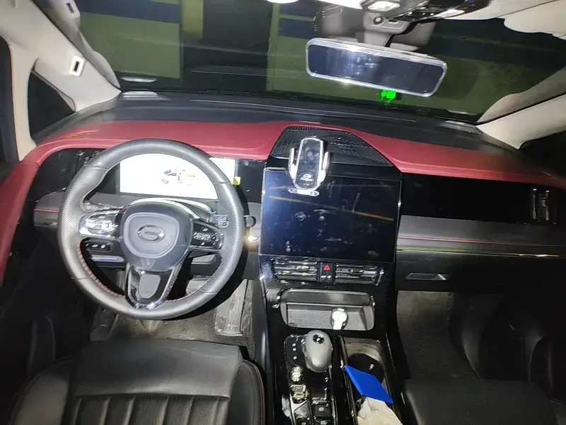 2023 GAC Trumpchi E9 с пробегом 49 400 км