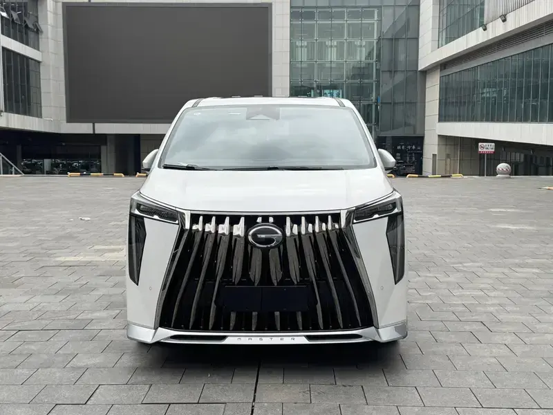 2024 GAC Trumpchi E9 с пробегом 25 200 км