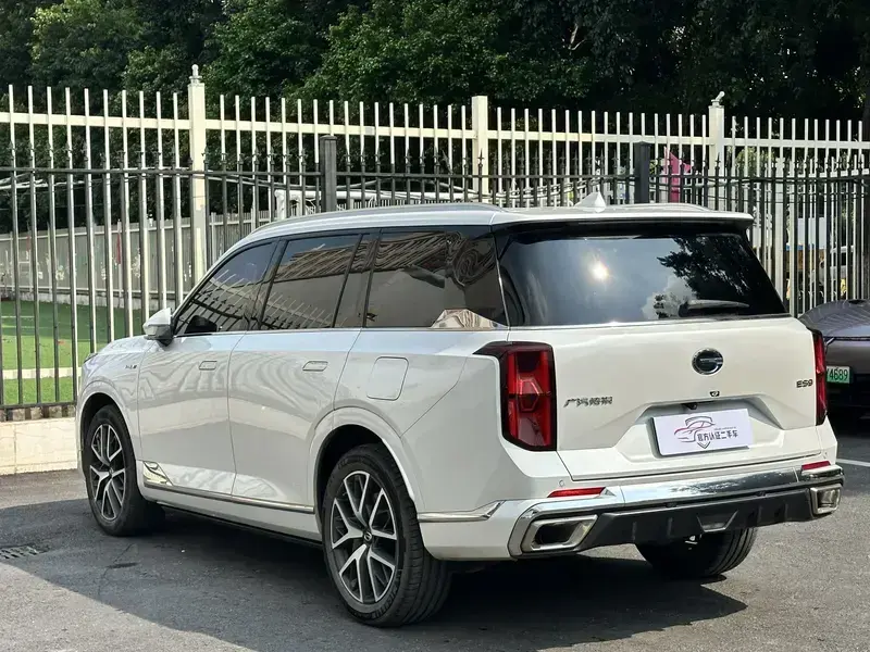 2024 GAC Trumpchi ES9 с пробегом 52 000 км