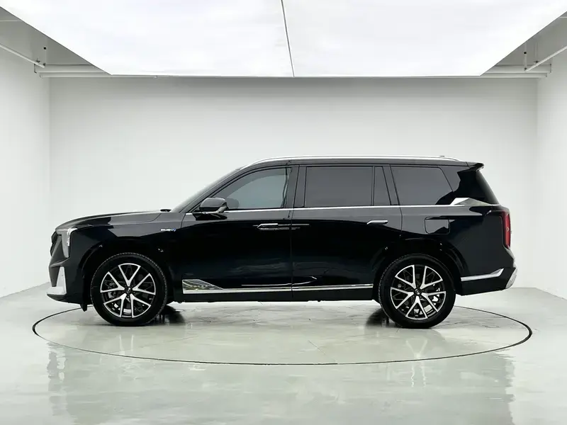 2024 GAC Trumpchi ES9 с пробегом 55 900 км