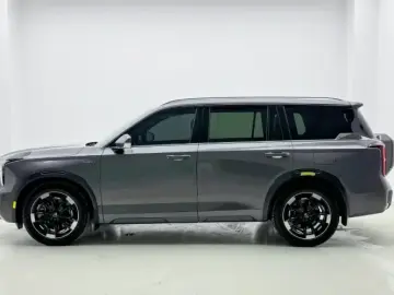 2024 GAC Trumpchi ES9 с пробегом 22 100 км