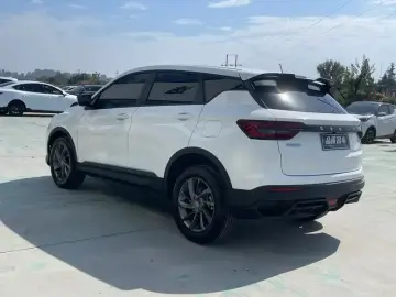 2025 Geely Binyue с пробегом 1 900 км