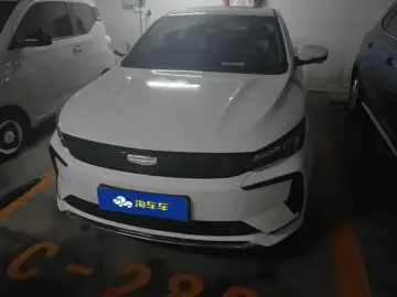 2024 Geely Emgrand L с пробегом 34 000 км
