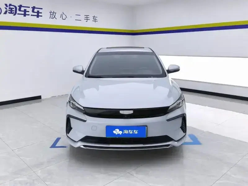2024 Geely Emgrand L с пробегом 45 000 км