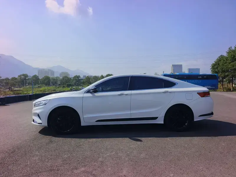 2021 Geely Binrui с пробегом 43 000 км