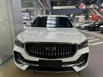2021 Geely Monjaro с пробегом 39 000 км